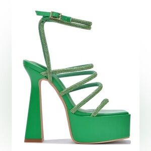Cape Robbin 🔥Elegant Green Strappy Platform Heels SIZE 7 ✅ BRAND NEW IN BOX